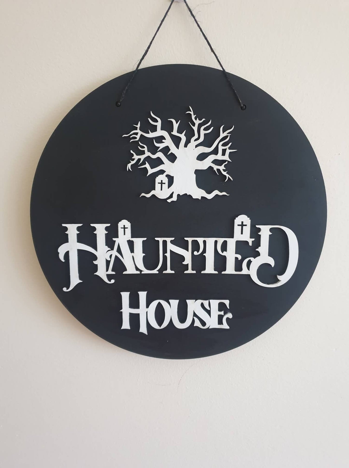 Halloween Decoration, Haunted House Sign, Spooky Door Plaque, Halloween Decor, Scary Door Wreath, MDF Plaque, 30cm, Ireland, Irish