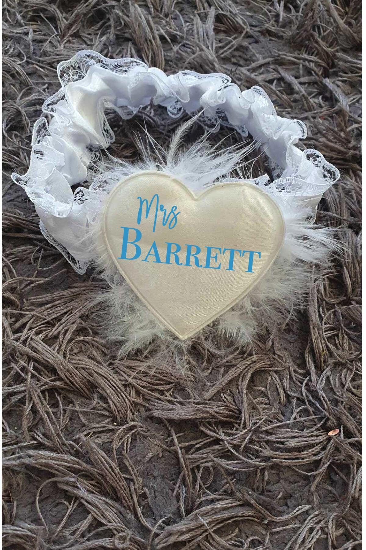 Personalised wedding garter, heart shaped garter, hen party, bachelorette, something blue, custom bride gift, Ireland, Irish
