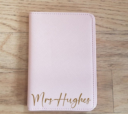 Mr & Mrs Passport Cover And Luggage Tag Set | Passport Holder | Honeymoon | Wedding Gift | Travel | Bride | Personalised | Ireland | Irish