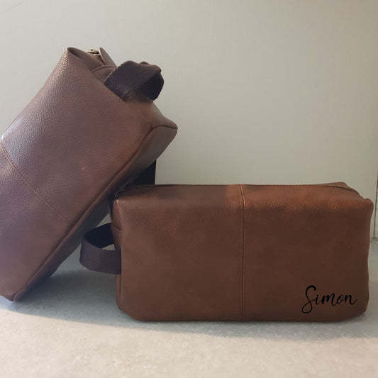Personalised Mens Washbag | Gift For Him | Initial | Name | Monogram | Dad | Husband | Boyfriend | Gym Bag | Stocking Filler | Ireland