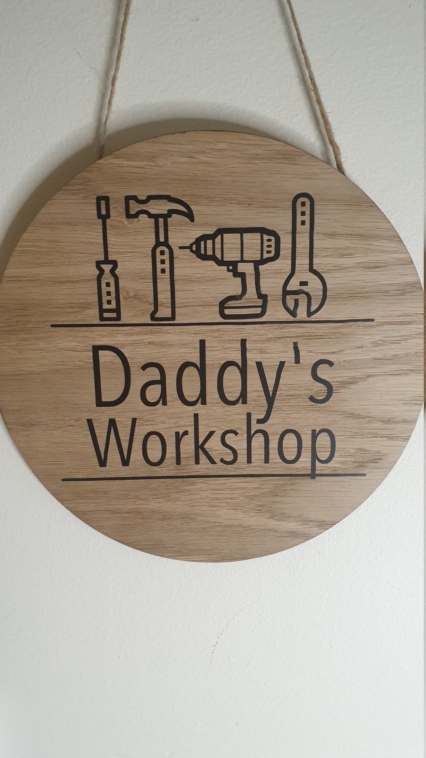 Daddy's Workshop Plaque | 20cm Round Sign | Hanging Decoration | Custom Gift | Father's Day | Dad's Shed | Man Cave | Irish | Ireland