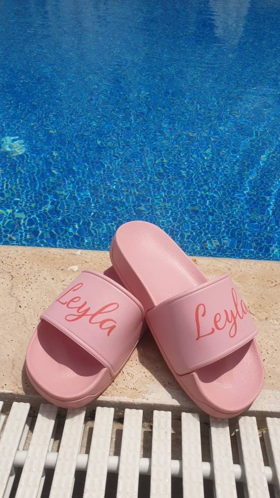 Personalised Pink Childrens Sliders | Kids Shoes | Sandals | Flip Flops | Summer | Footwear | Toddler | Boys | Girls | Unisex | Ireland