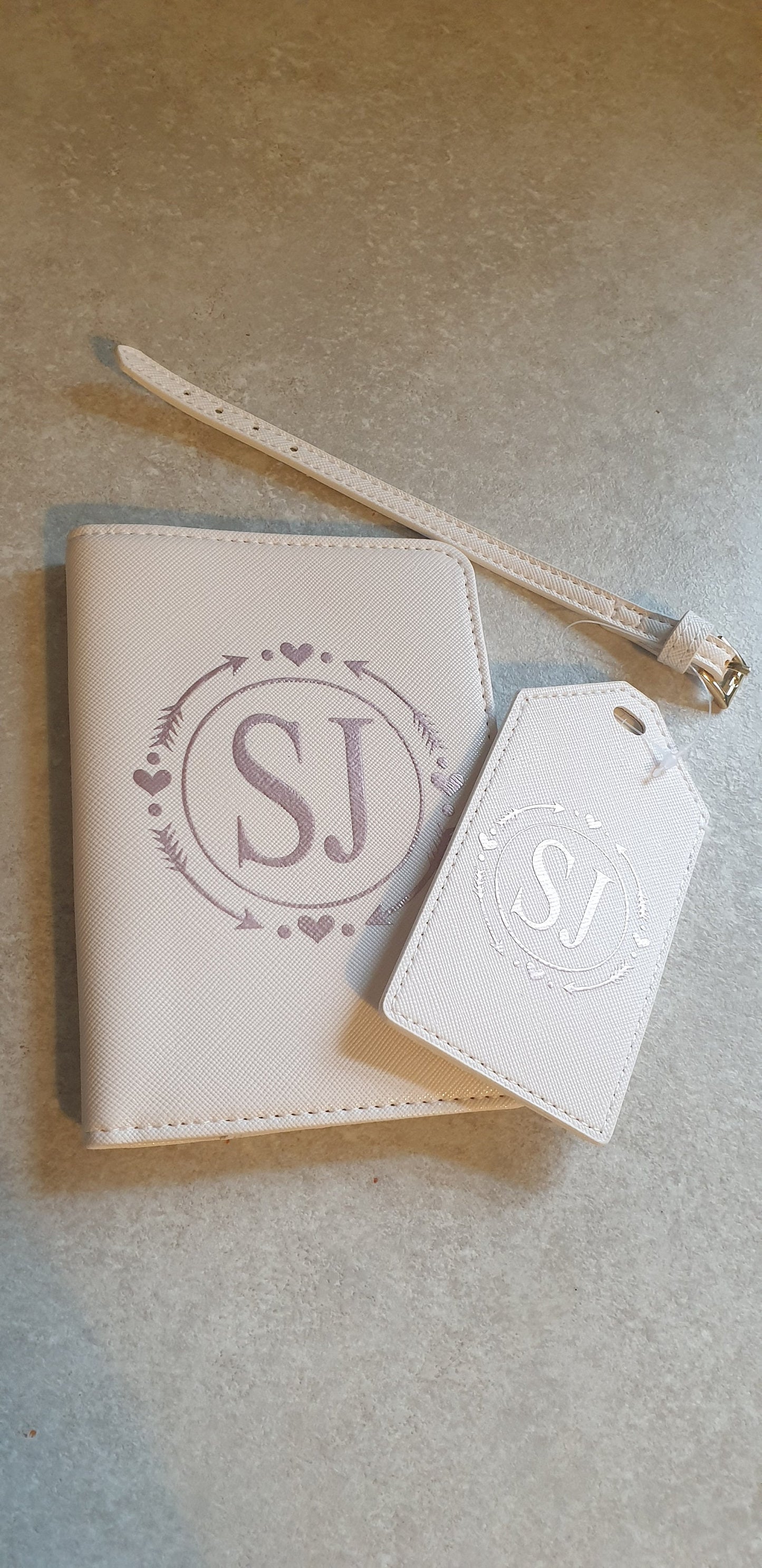 Personalised Initial Passport Cover And Luggage Tag Set | Passport Holder | Travel Gift | Holiday | Heart Monogram | Custom | Ireland Irish