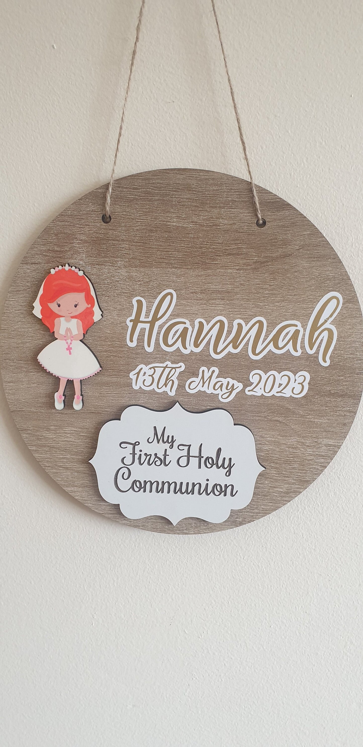 Holy Communion Gift | Communion Keepsake For Boys | 20cm Round Sign | Personalised | Hanging Decoration | Custom Gift | Irish |Ireland