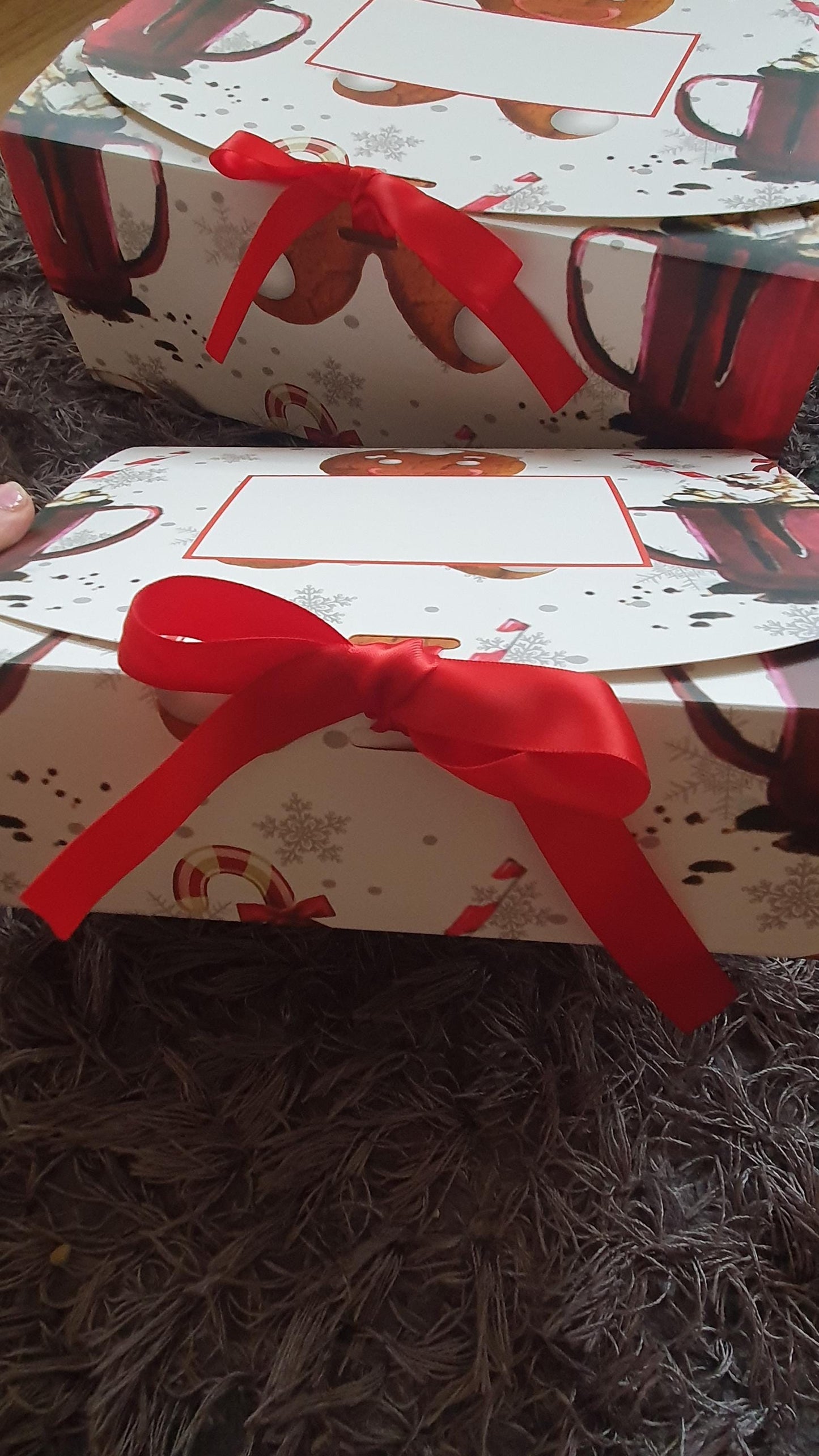 Toy Show Box, Christmas Eve Box,  Personalised Treat Box, Family Snack Hamper,  Reusable, Family Treats, Gingerbread, Ireland, Irish